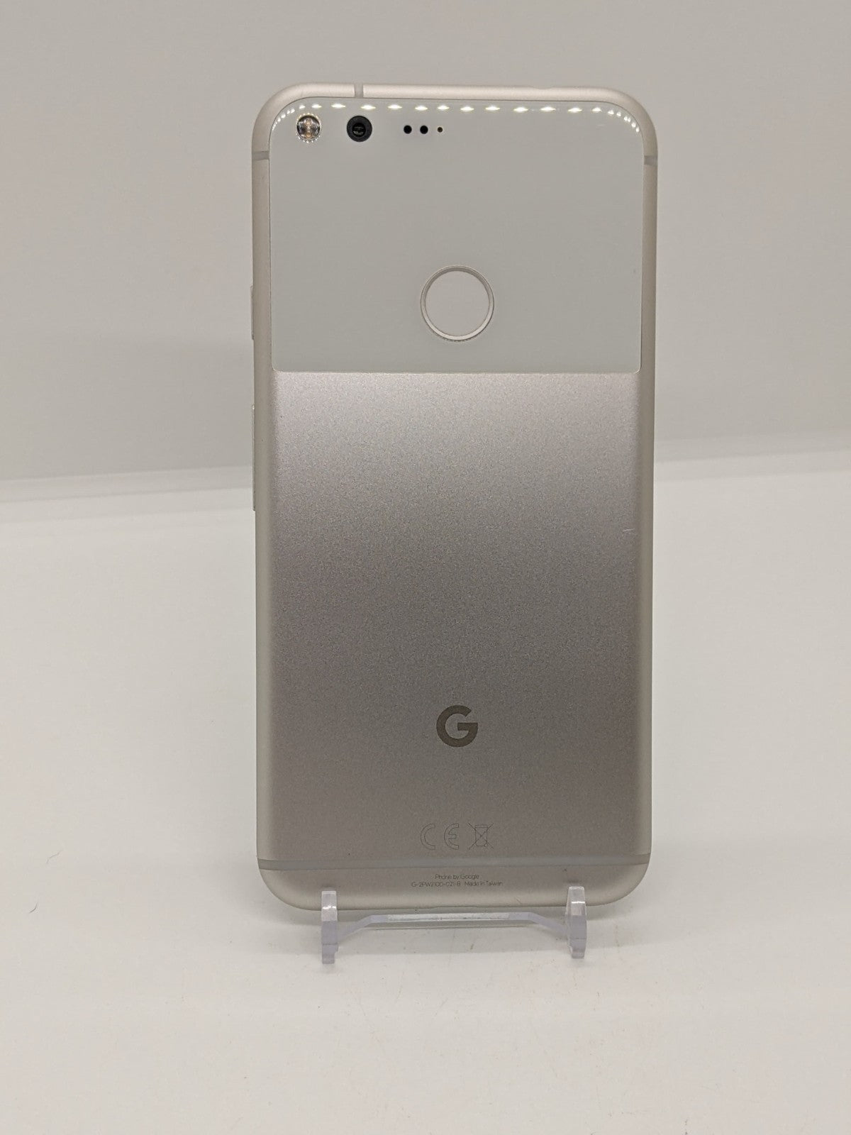 Google Pixel XL 32GB Network Unlocked Silver Smartphone 2PW2100 New Battery! B