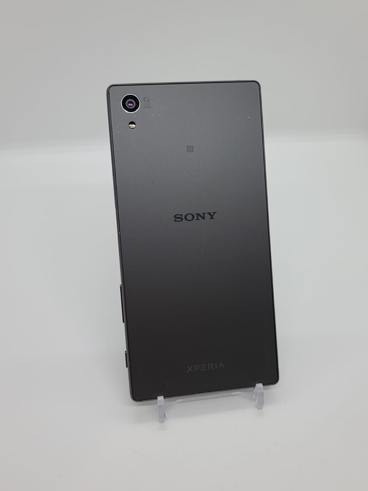 Sony Xperia Z5 32GB Unlocked 4G LTE Smartphone E6603