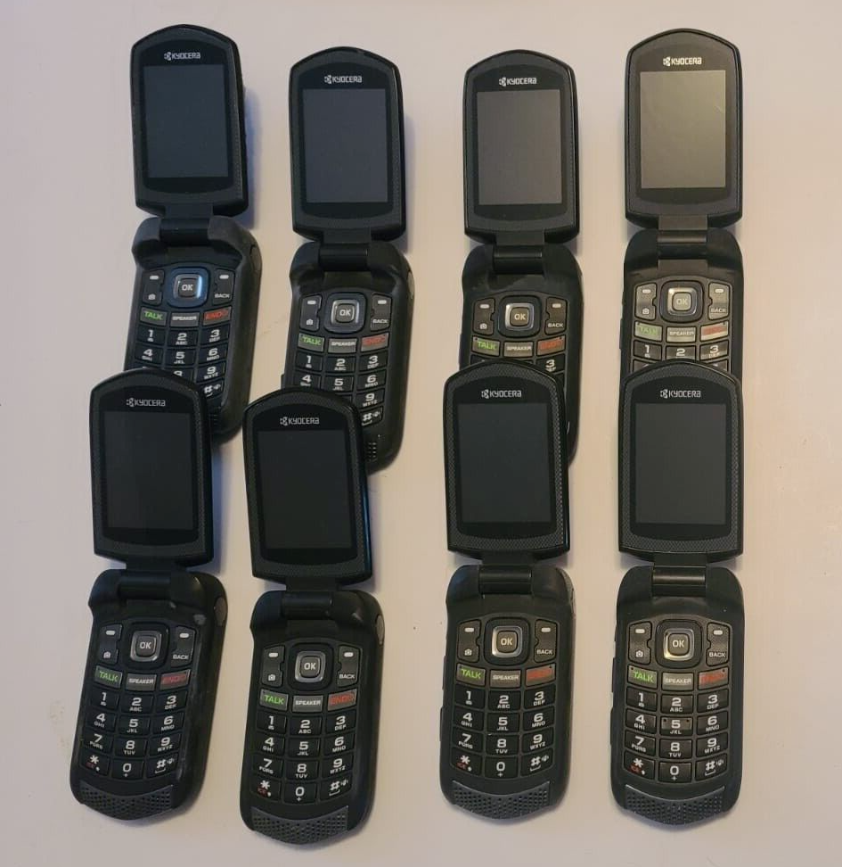 Lot of 8 Kyocera Dura XTP 3G Sprint Flip Phone E4281 FOR PARTS