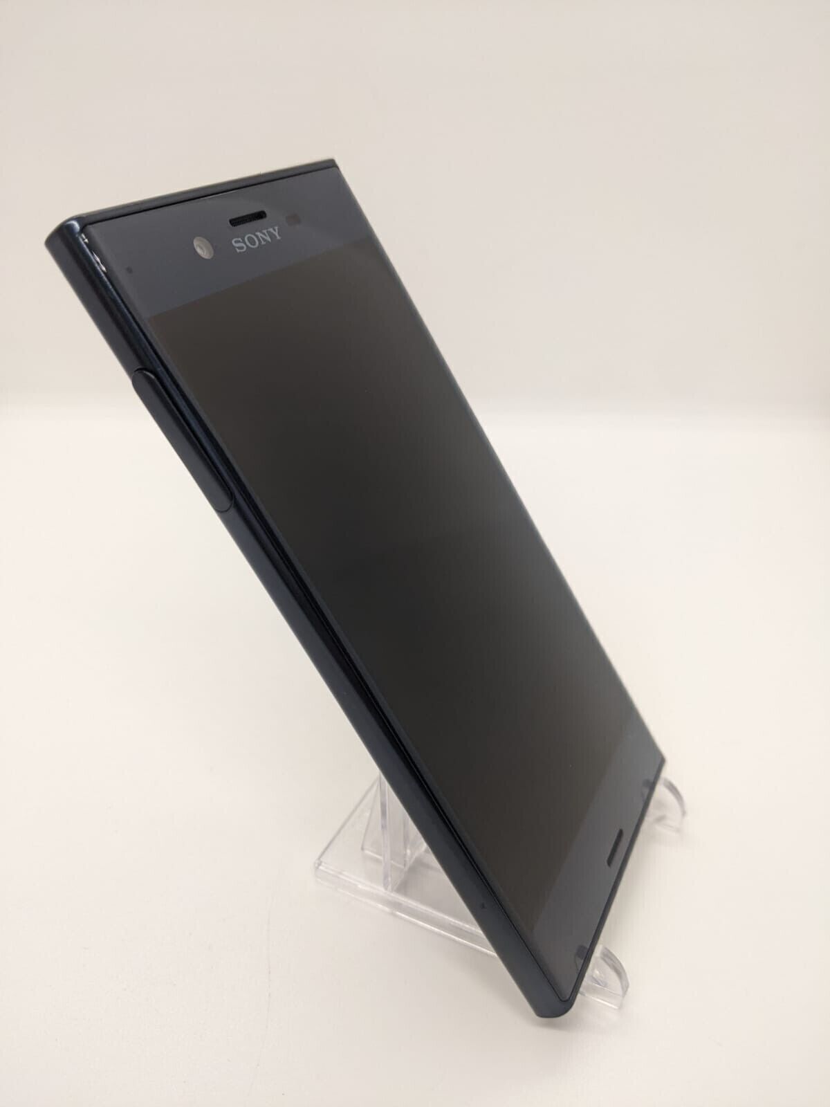 Sony Xperia XZ 32GB Unlocked 4G LTE Smartphone F8331