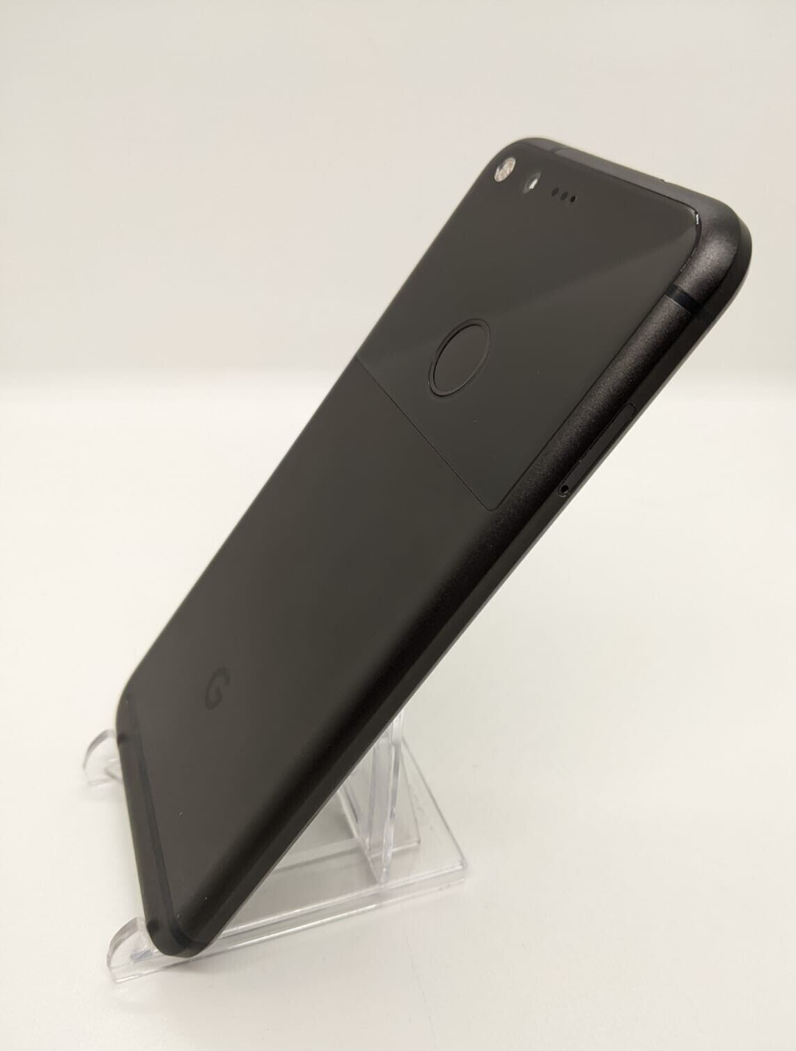 Google Pixel 128GB Network Unlocked 4G LTE Black Android Smartphone New Battery!