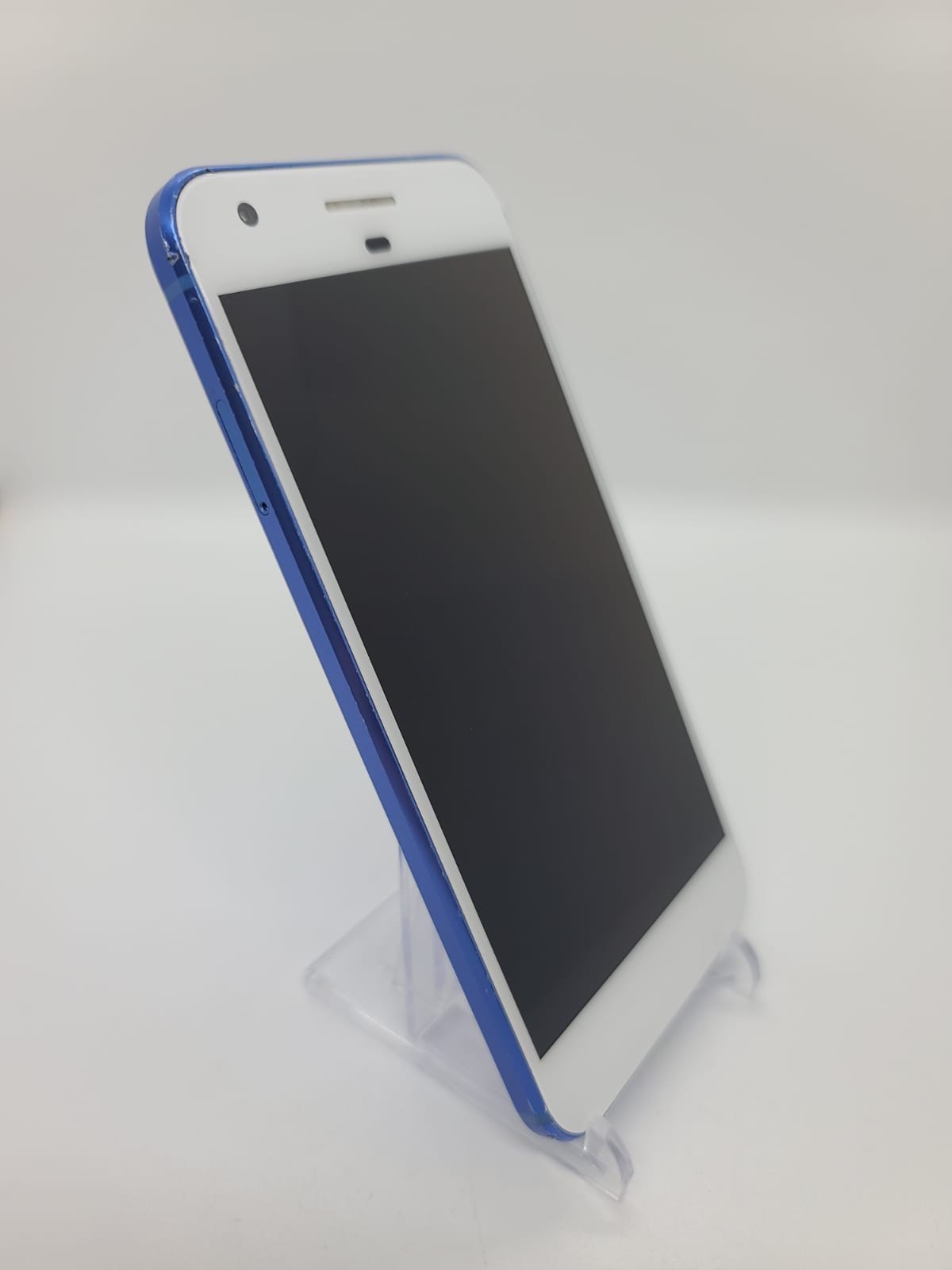 Google Pixel 32GB Network Unlocked 4G LTE Smartphone G-2PW4100 Blue New Battery!