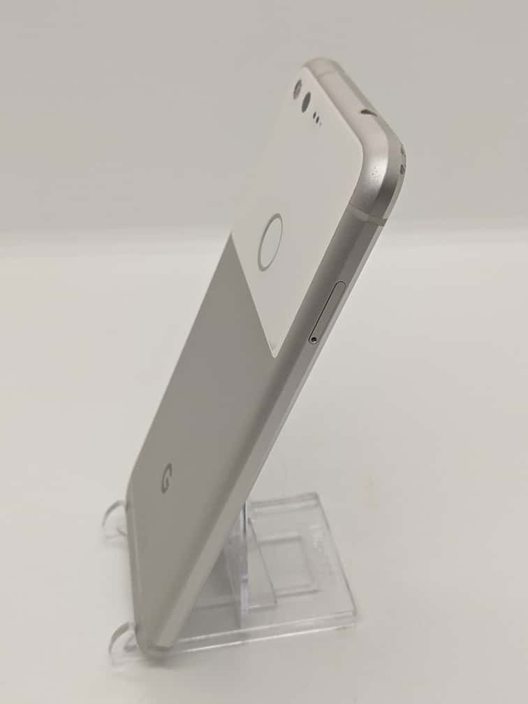 Google Pixel 128GB Unlockable Bootloader Smartphone New Battery FOR PARTS Read