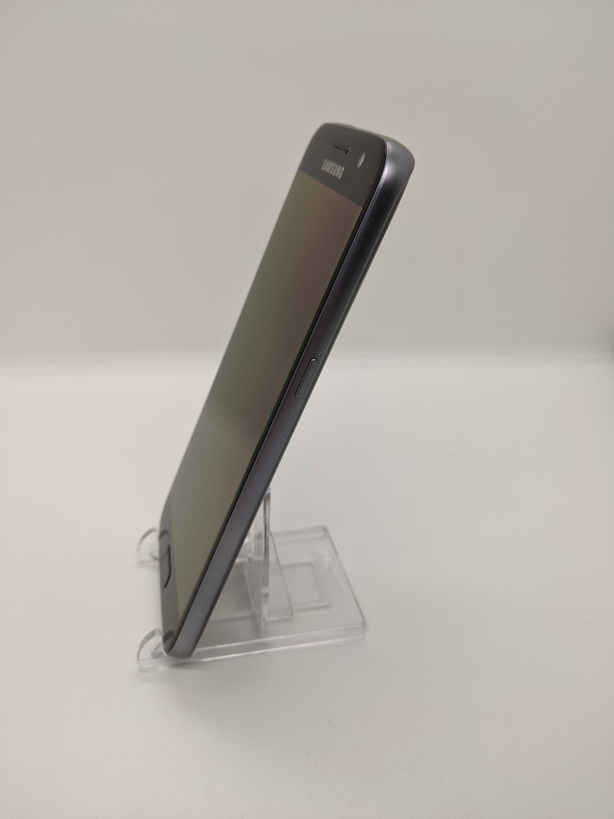 Samsung Galaxy S7 32GB AT&T UNL 4G LTE Black Android Smartphone SM-G930A