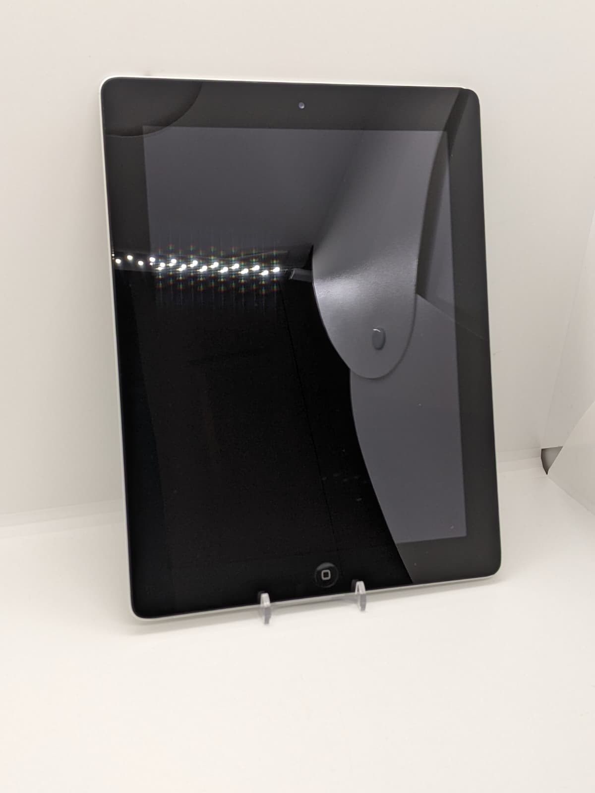 Lot of 2 - Apple iPad 3 32GB Wi-Fi Only Tablet A1416  MC706LL/A 9.7" iOS 9.3.5