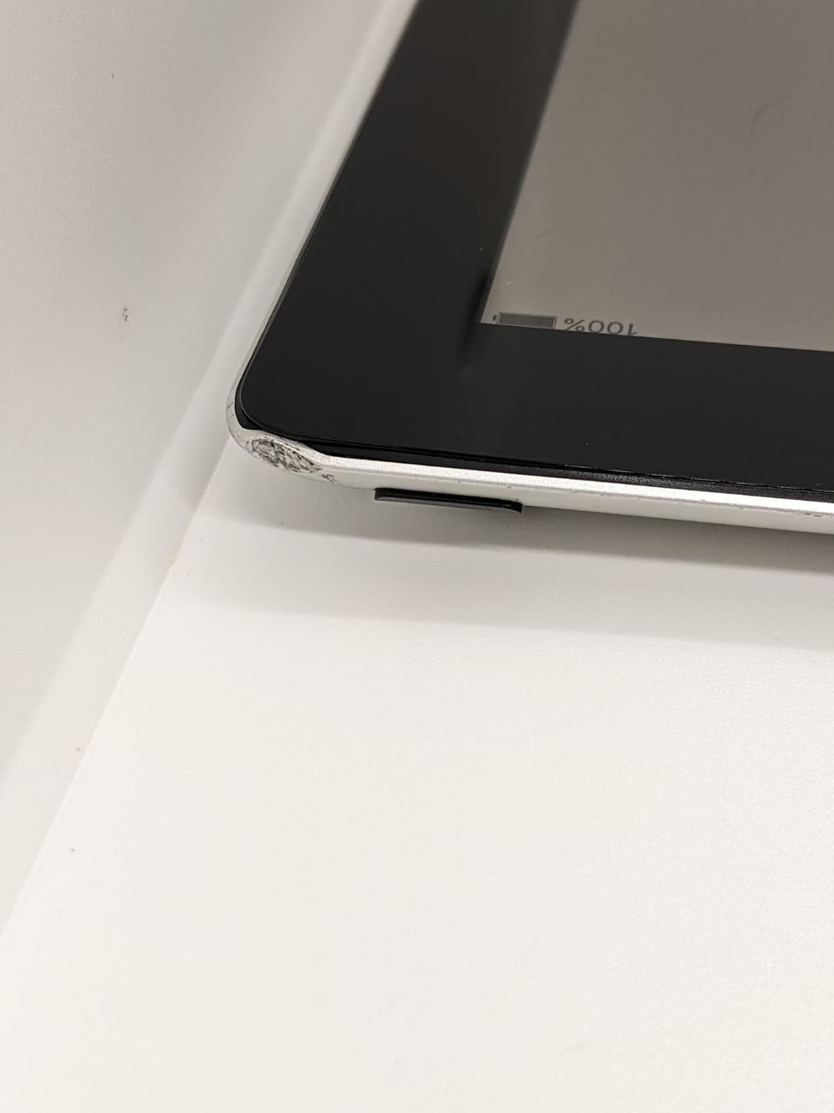 Lot of 2 - Apple iPad 3 32GB Wi-Fi Only Tablet A1416  MC706LL/A 9.7" iOS 9.3.5