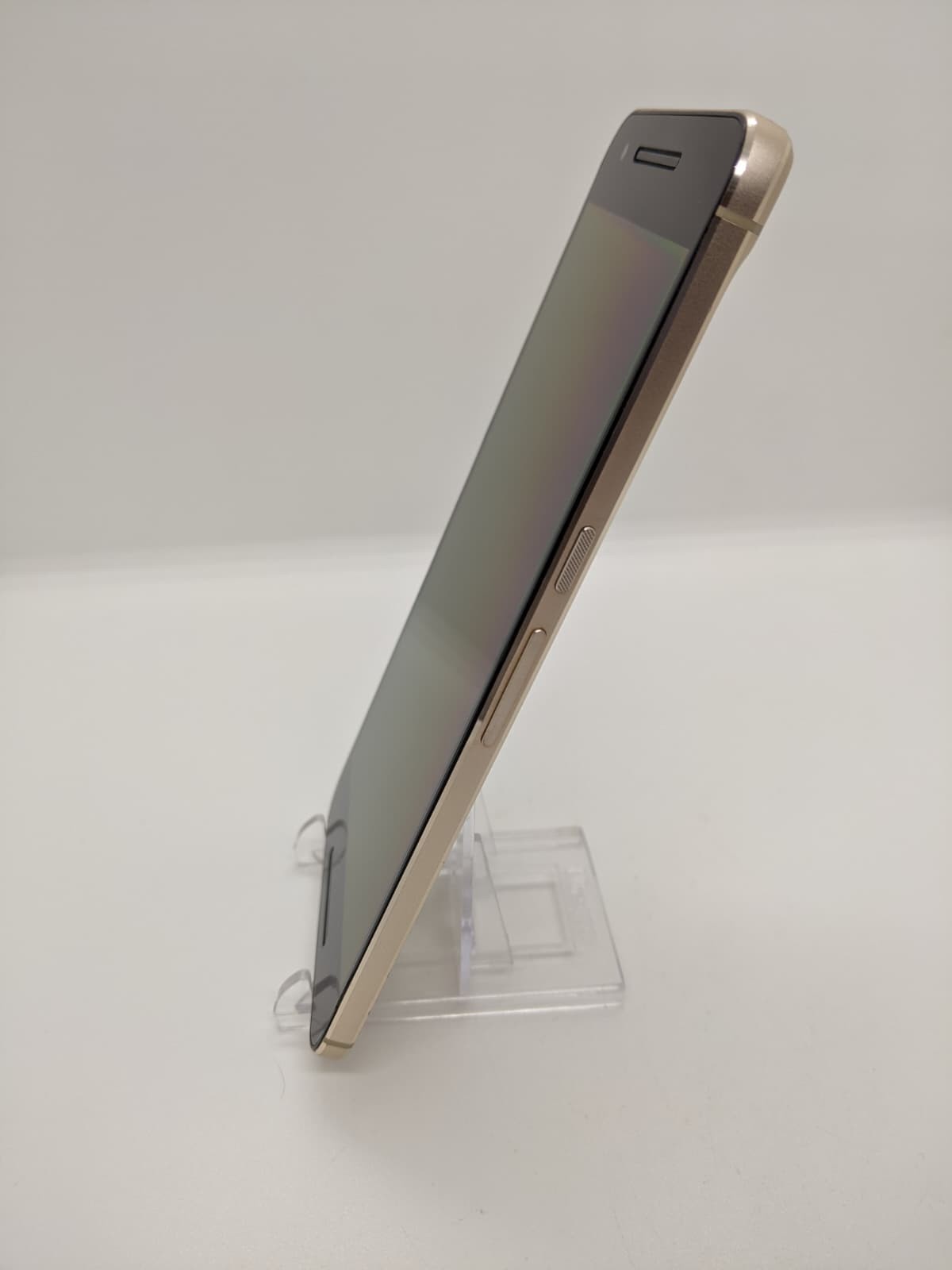 Degoogled Nexus 6P 64GB Magisk Rooted Lineage OS Kali Nethunter New Battery Gold