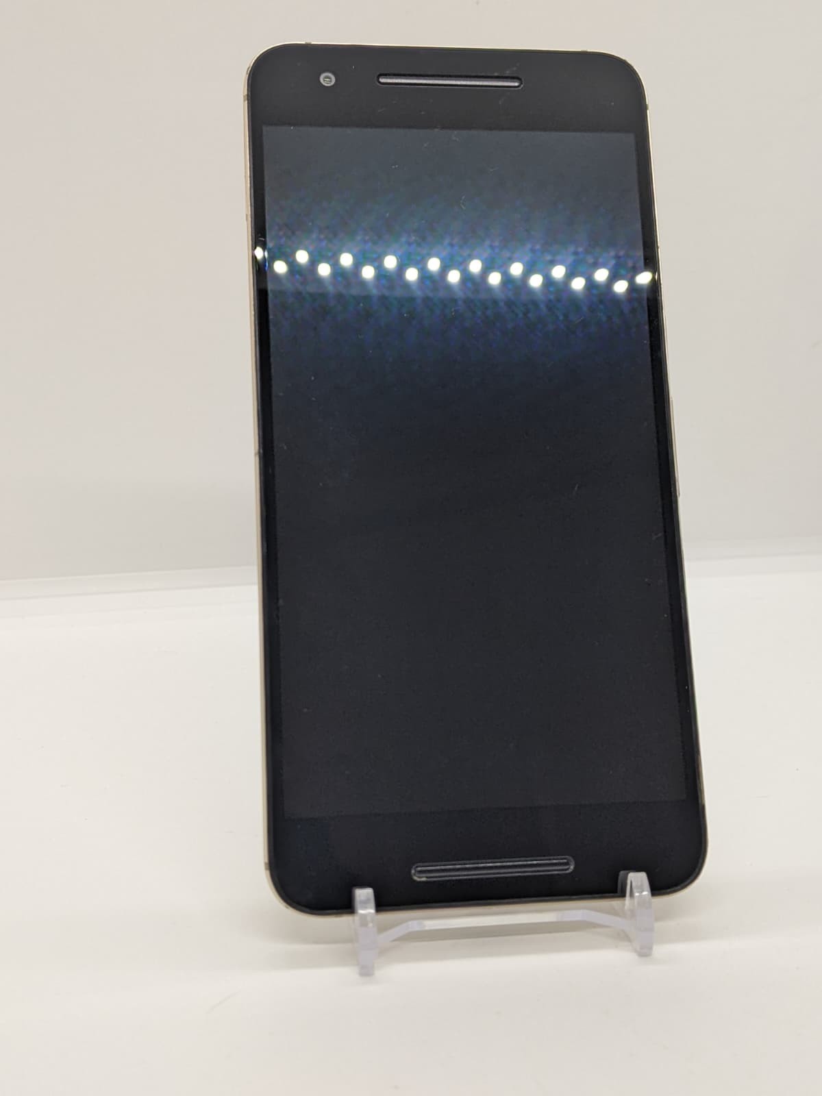 Degoogled Nexus 6P 64GB Magisk Rooted Lineage OS Kali Nethunter New Battery Gold