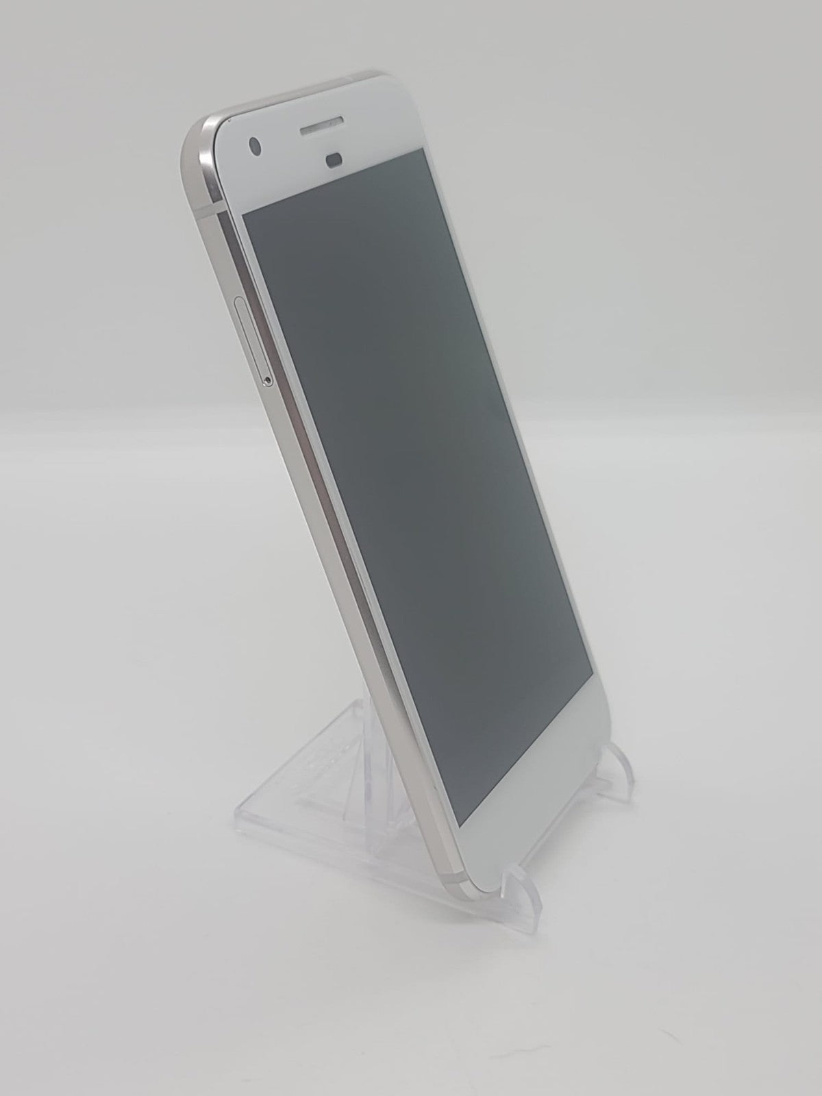 Google Pixel 32GB Network Unlocked Silver Smartphone New Battery Installed!!