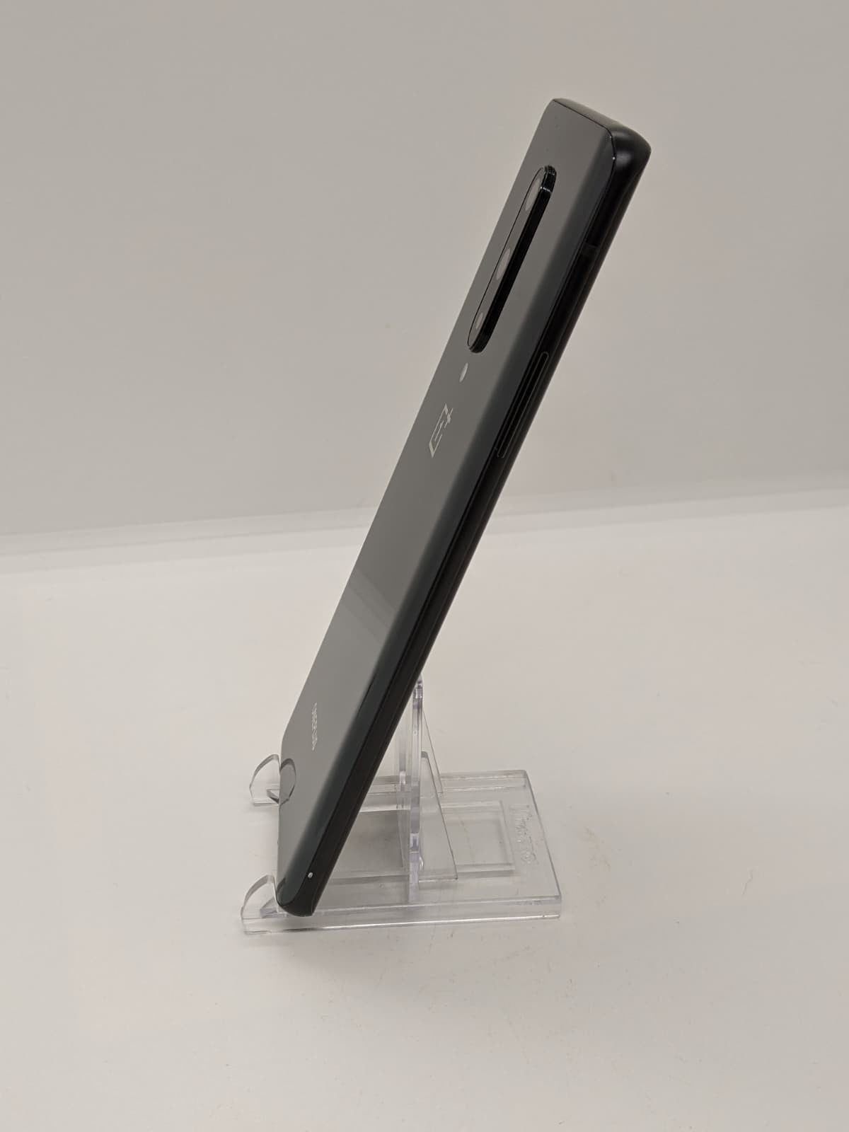 OnePlus 8 5G Sprint/Unlocked Android 13 Smartphone 128GB 8GB RAM IN2017