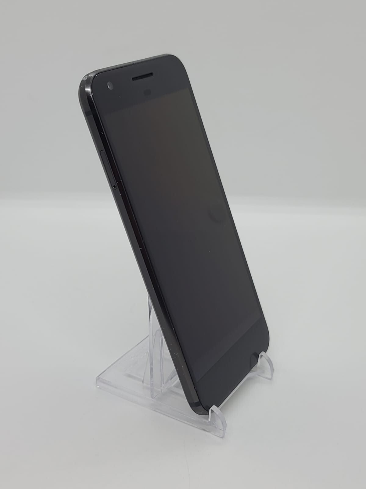 Google Pixel 32GB Network Unlocked Android 10 4G LTE Smartphone New Battery!