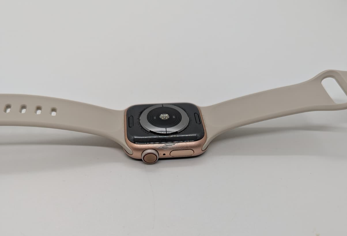 Apple Watch Series 5 – 40mm – GPS + Cellular – Unlocked AZ094 MWWP2LL/A