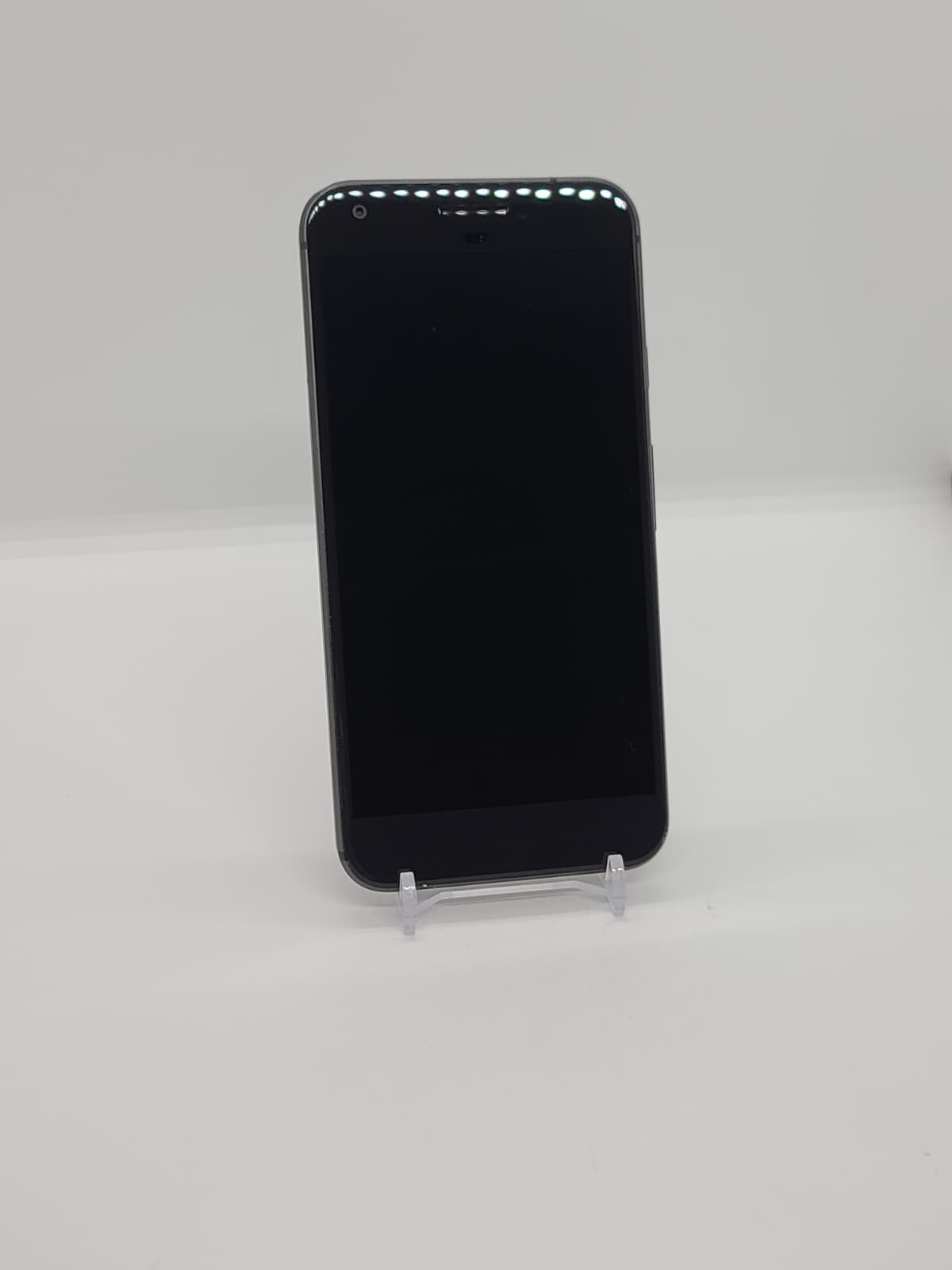 Google Pixel XL 32GB Network Unlocked Android Black Smartphone G-2PW2100