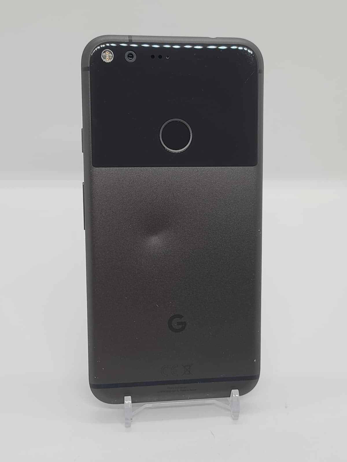 Google Pixel XL 32GB Network Unlocked Android Black Smartphone G-2PW2100