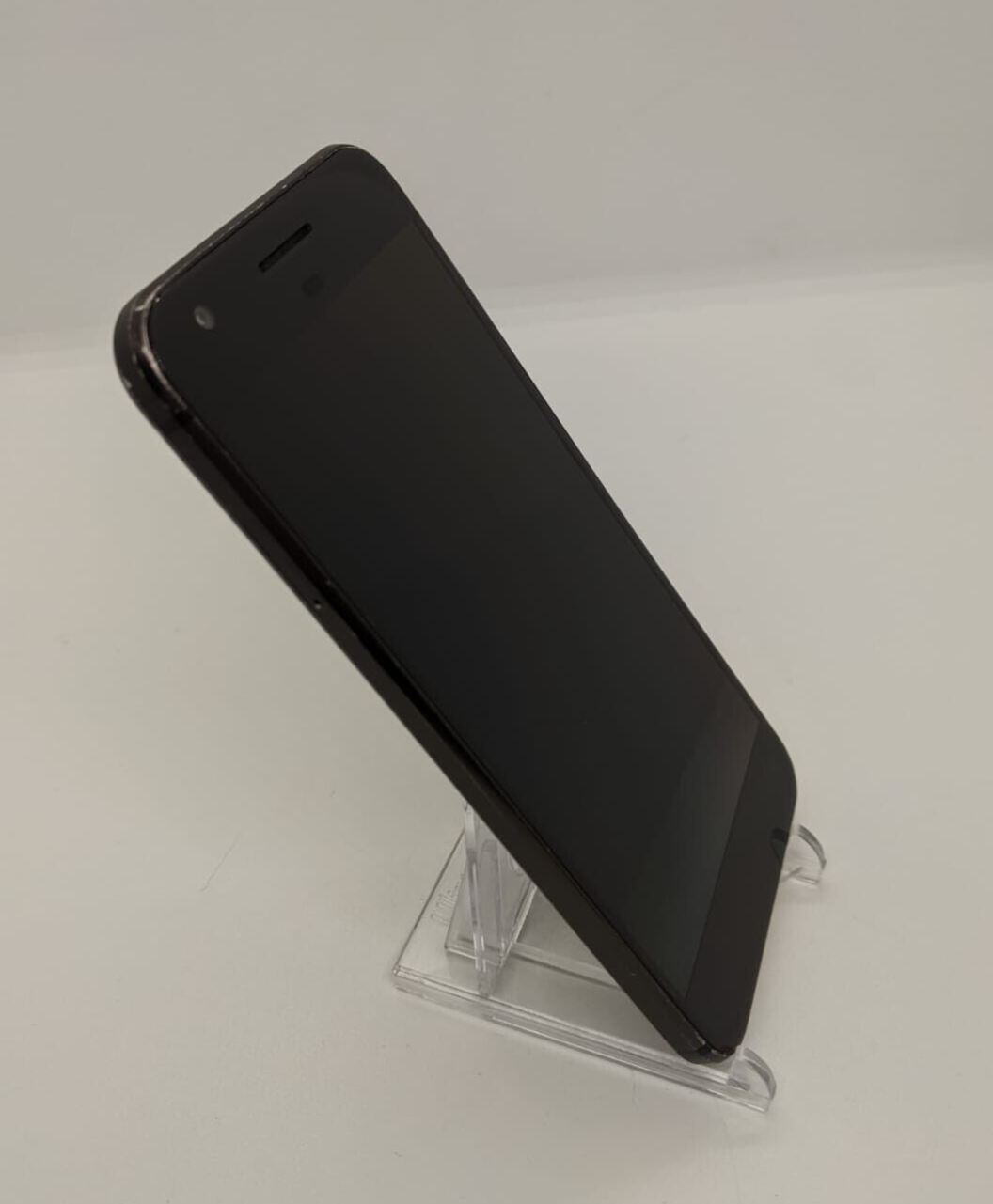 Google Pixel 128GB Network Unlocked Android 4G LTE Smartphone New Battery! B-