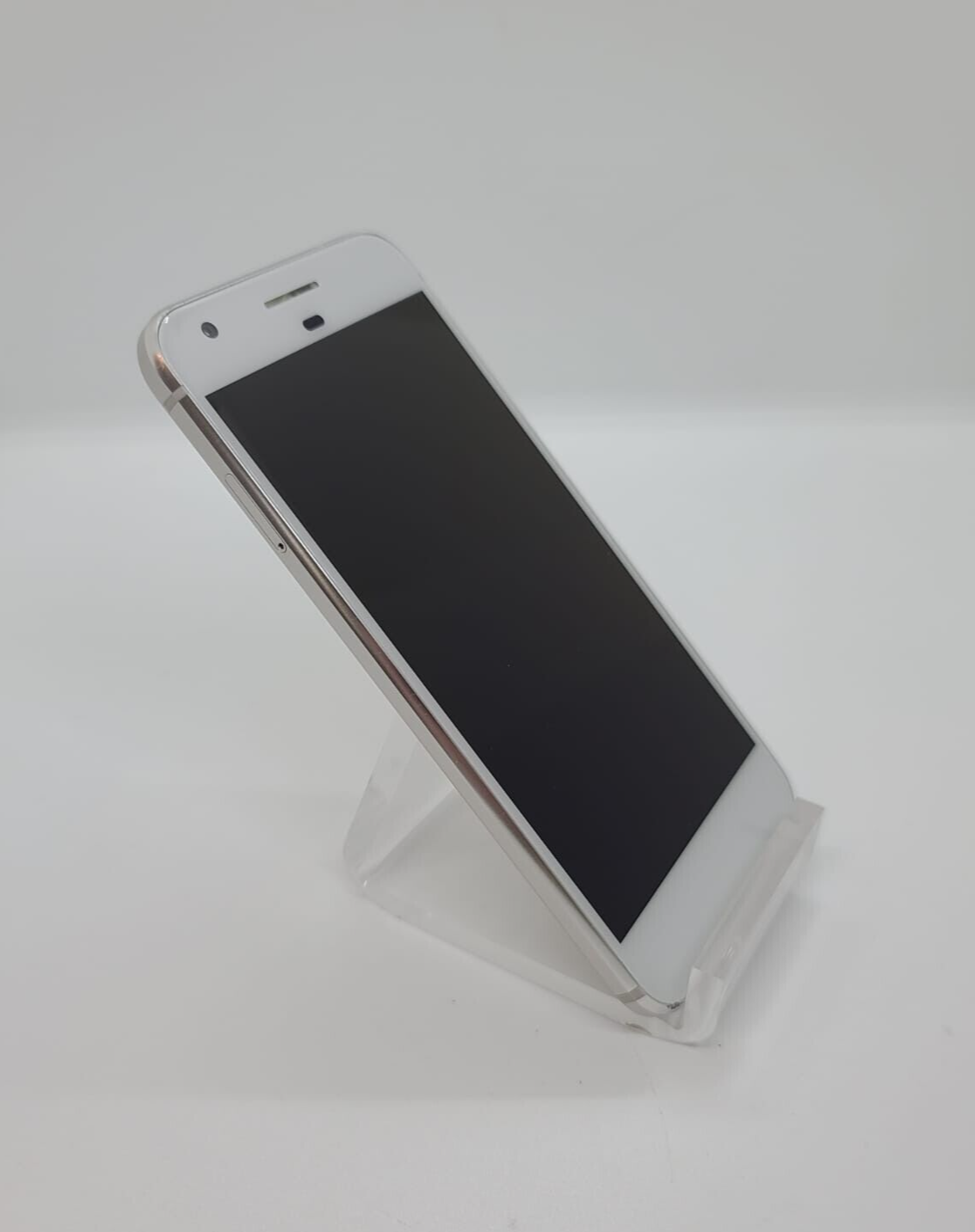 Google Pixel 32GB Network Unlocked Android Smartphone G-2PW4100 New Battery!