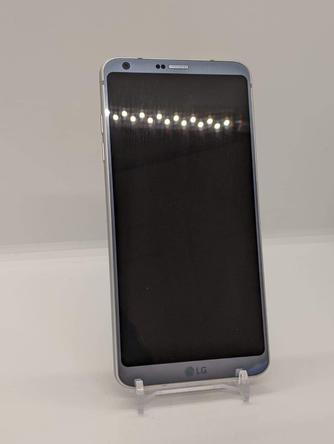 LG G6 VS988 32GB Verizon Unlocked 4G LTE Platinum Smartphone