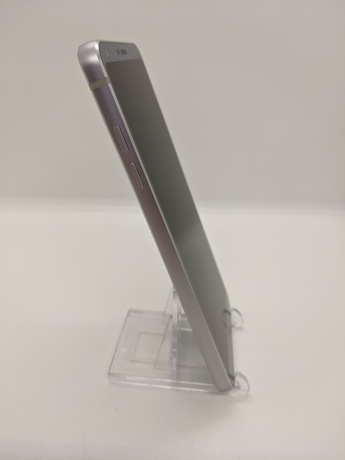 LG G6 VS988 32GB Verizon Unlocked 4G LTE Platinum Smartphone