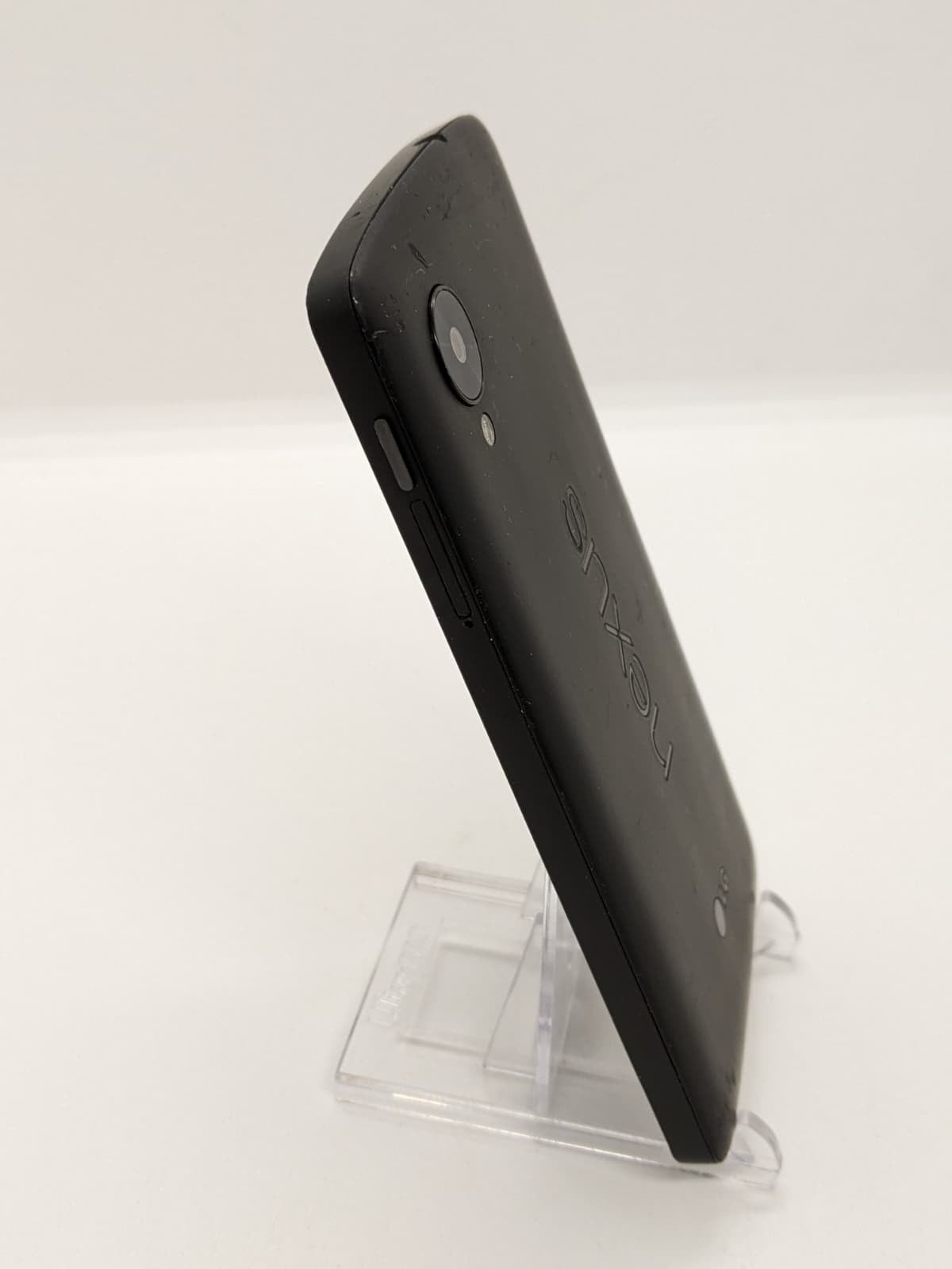 Degoogled Rooted Nexus 5 16GB GSM Lineage OS 14 Black Smartphone D820 2GB RAM