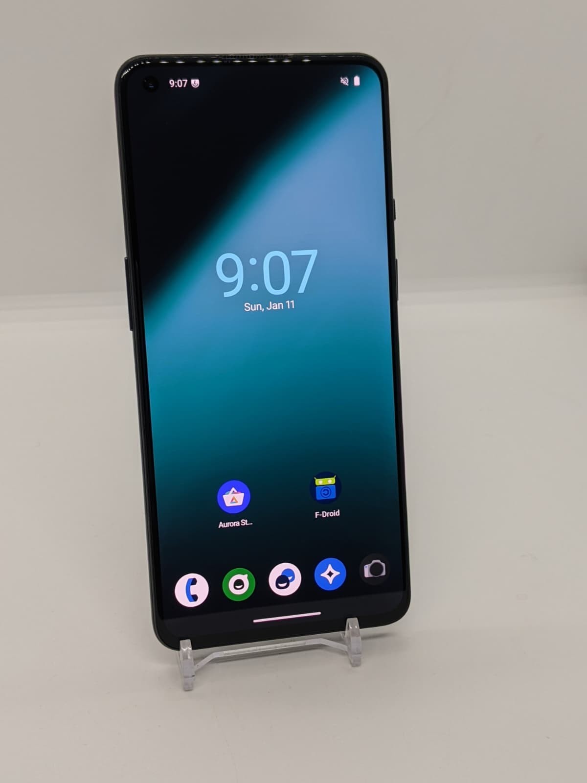 Degoogled OnePlus 9 5G 128GB 8GB RAM Android 16, Lineage 23 Unlocked Bootloader