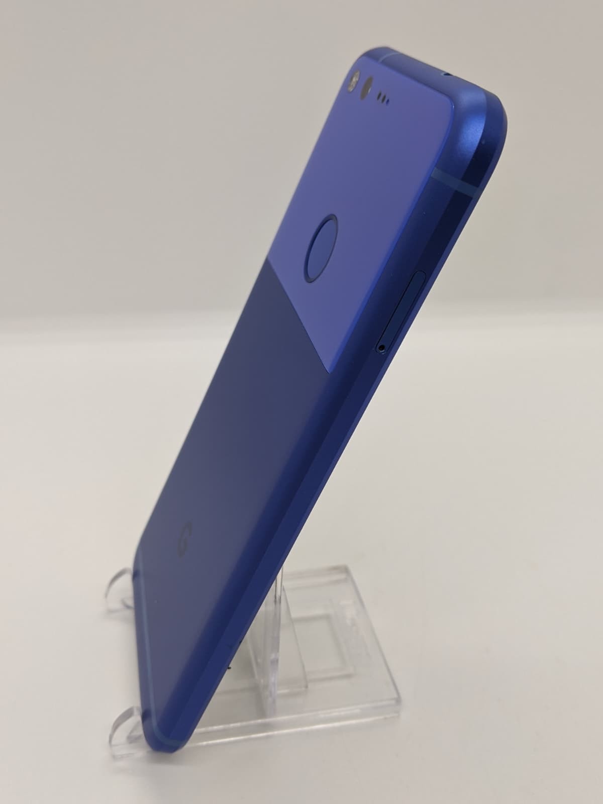 Google Pixel 32GB Unlocked 4G LTE Smartphone G-2PW4100 Blue New Battery!