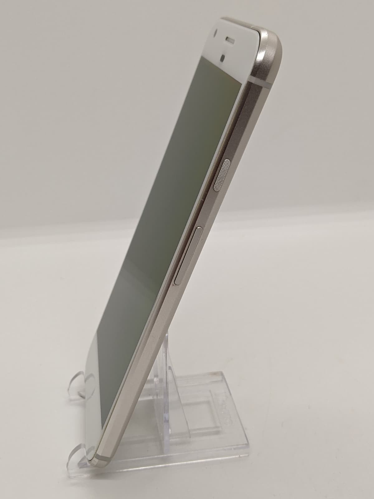 Rooted Pixel XL 32GB Unlocked Android 15 Lineage OS 22.2 Smartphone New Battery