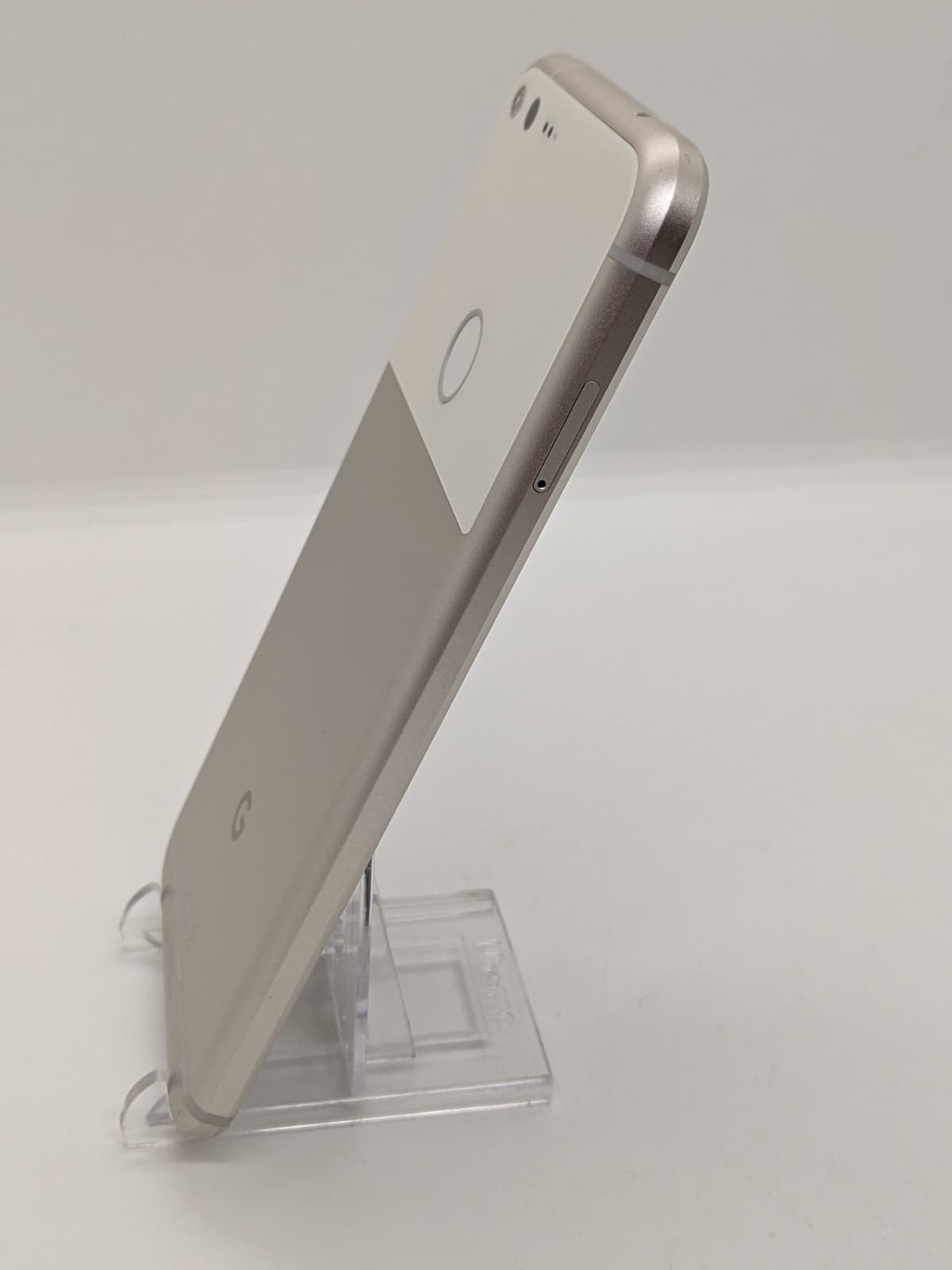 Rooted Pixel XL 32GB Unlocked Android 15 Lineage OS 22.2 Smartphone New Battery