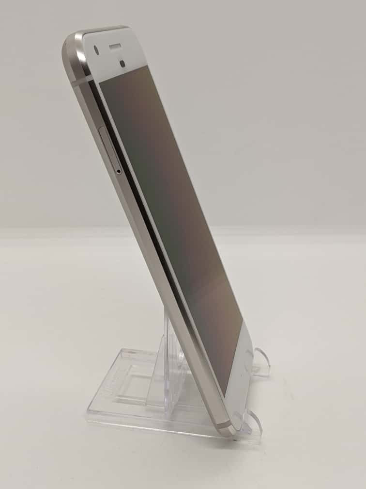 Google Pixel 32GB Network Unlocked Silver Smartphone New Battery Installed!