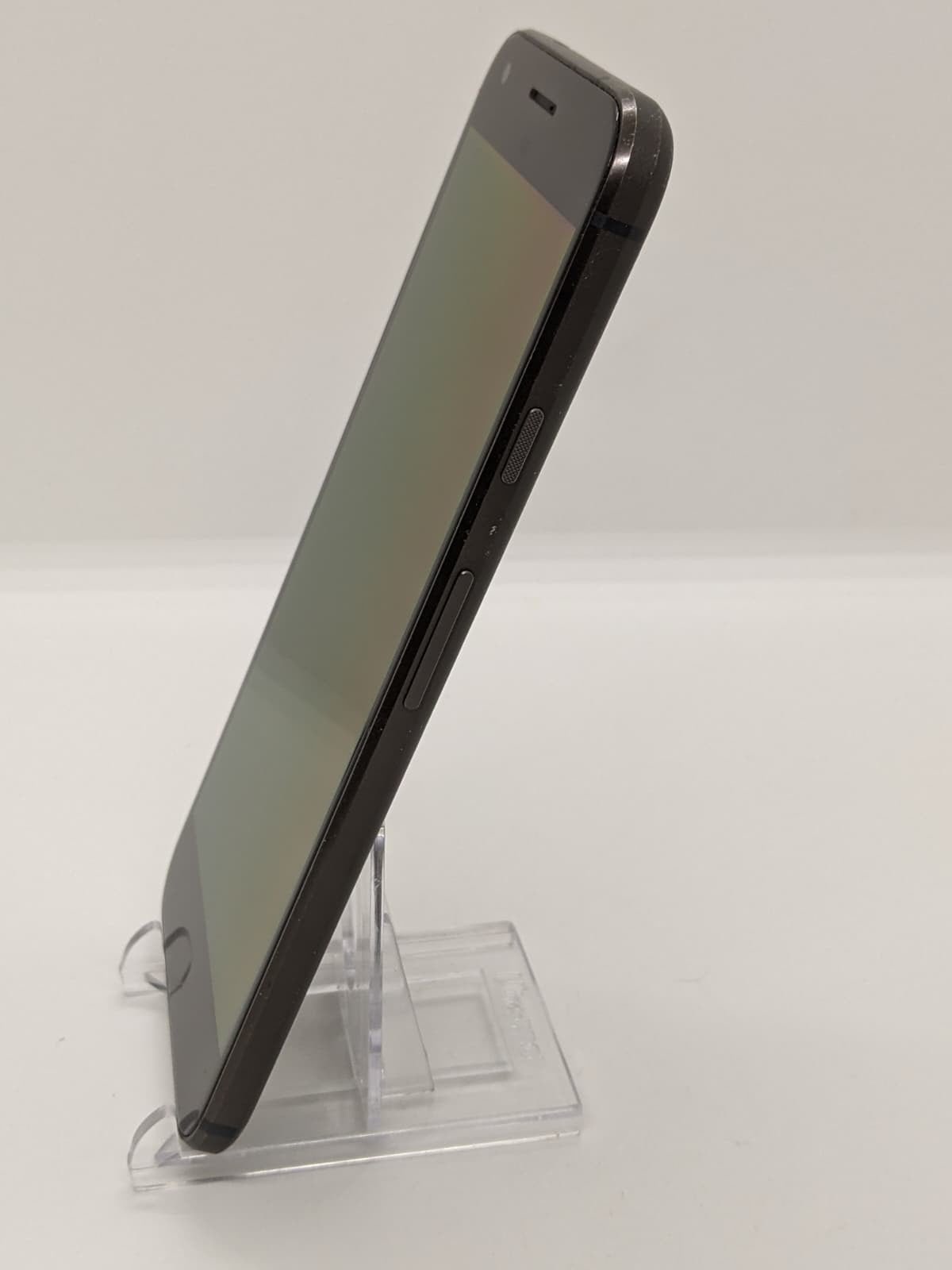 Google Pixel XL 128GB Network Unlocked Android 4G LTE Smartphone **New Battery!