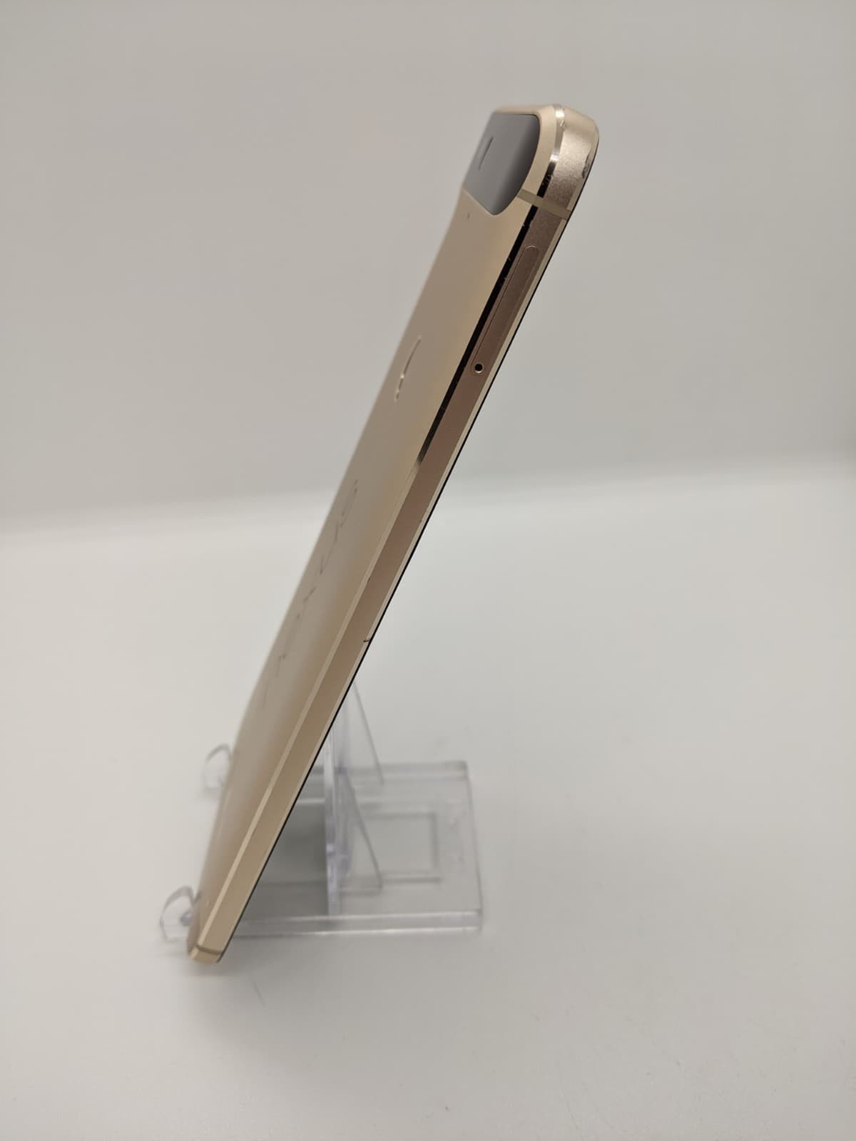 Degoogled Nexus 6P 64GB Magisk Rooted Lineage OS Kali Nethunter New Battery Gold