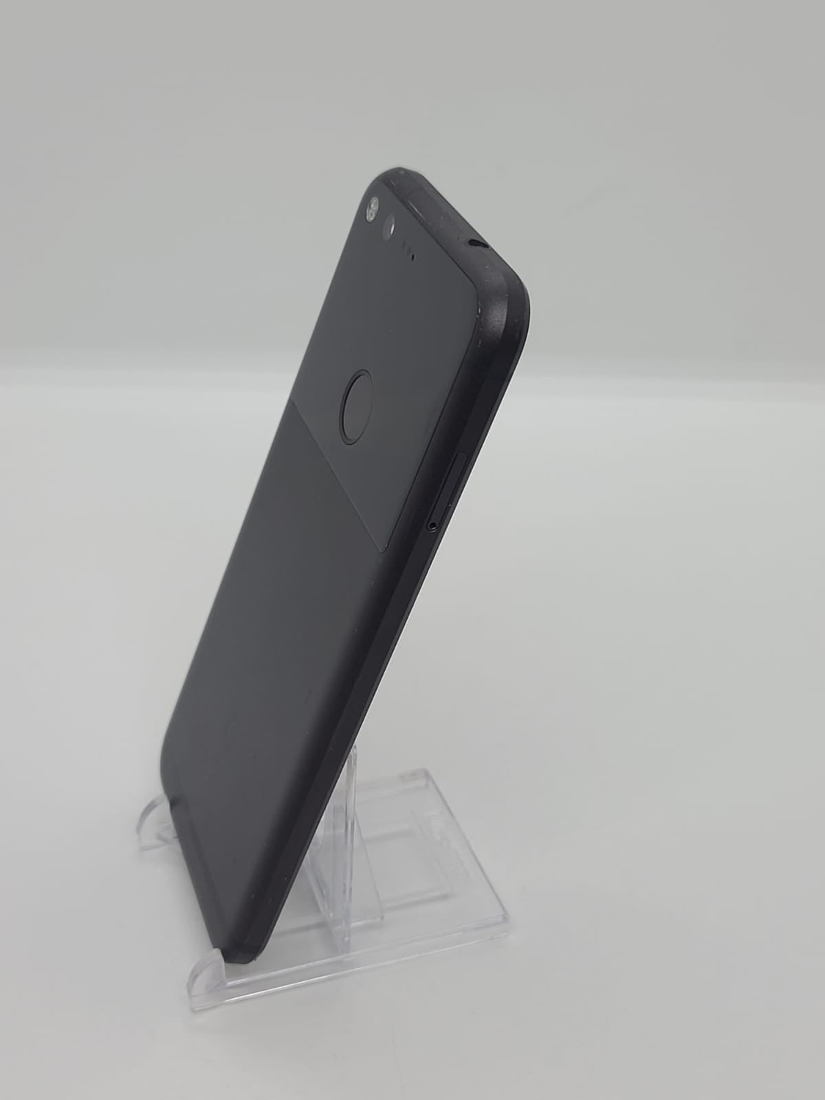 Google Pixel 32GB Network Unlocked 4G LTE Black Android Smartphone New Battery!