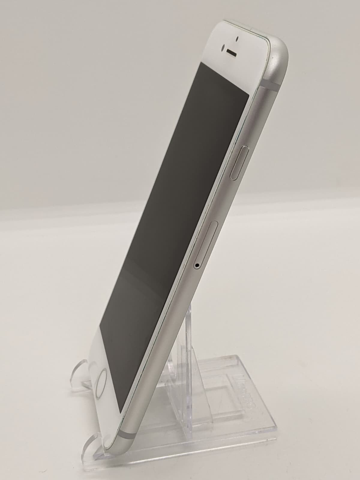 Apple iPhone 8 64GB 4G LTE AT&T/ Unlocked White Smartphone A1905 MQ6W2LL/A