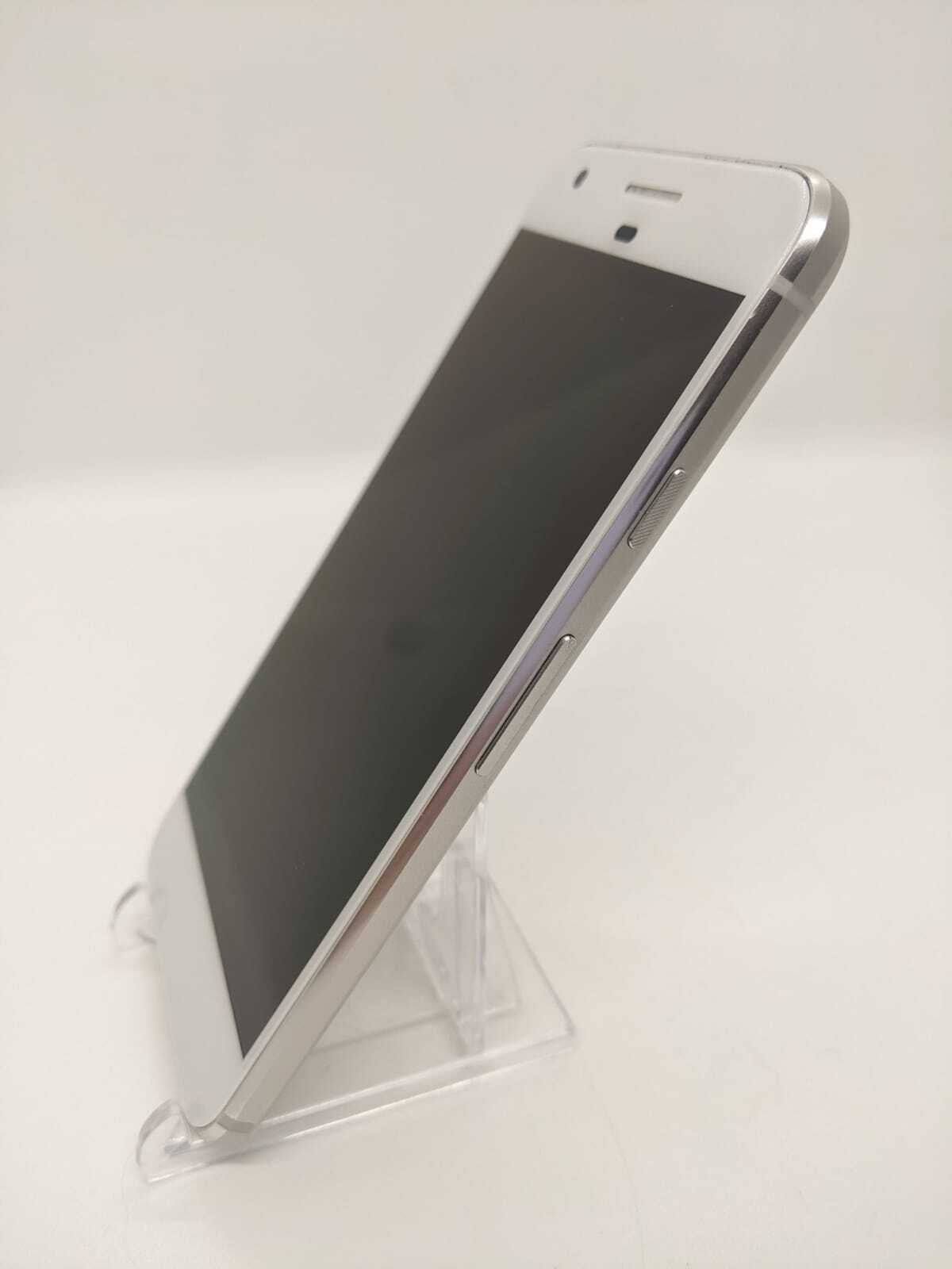 Google Pixel 32GB Unlocked Android Silver Smartphone New Battery Installed!!