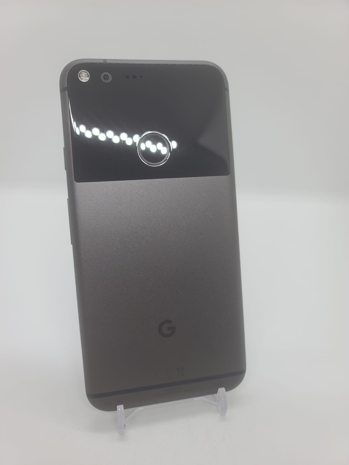 DeGoogled Pixel XL 128GB Unlocked Android 15 Lineage OS 22.2 Black Smartphone