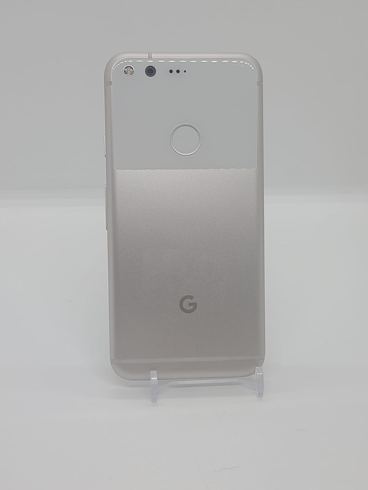 Google Pixel 32GB Network Unlocked Silver Smartphone New Battery Installed!!