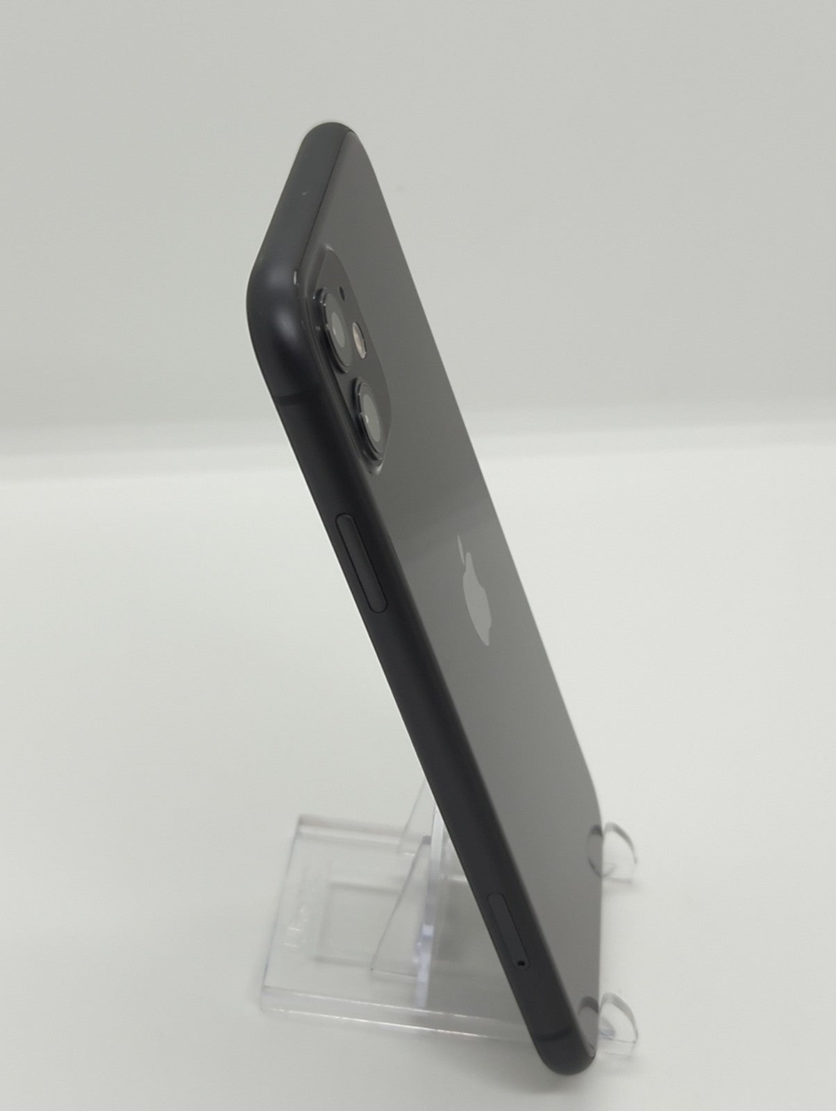 Apple iPhone 11 64GB Factory Unlocked Smartphone A2111 MHC43LL/A Battery 99%