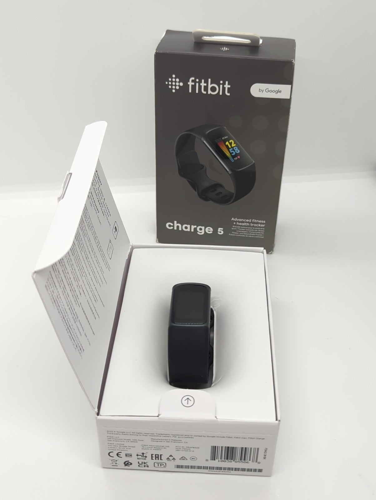 Fitbit Charge 5 Activity Tracker Black Graphite Stainless Steel w/ Extra GREAT!