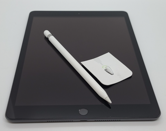 Apple iPad (8th Generation) 128GB Wi-Fi Tablet + Apple Pencil (1st Generation)