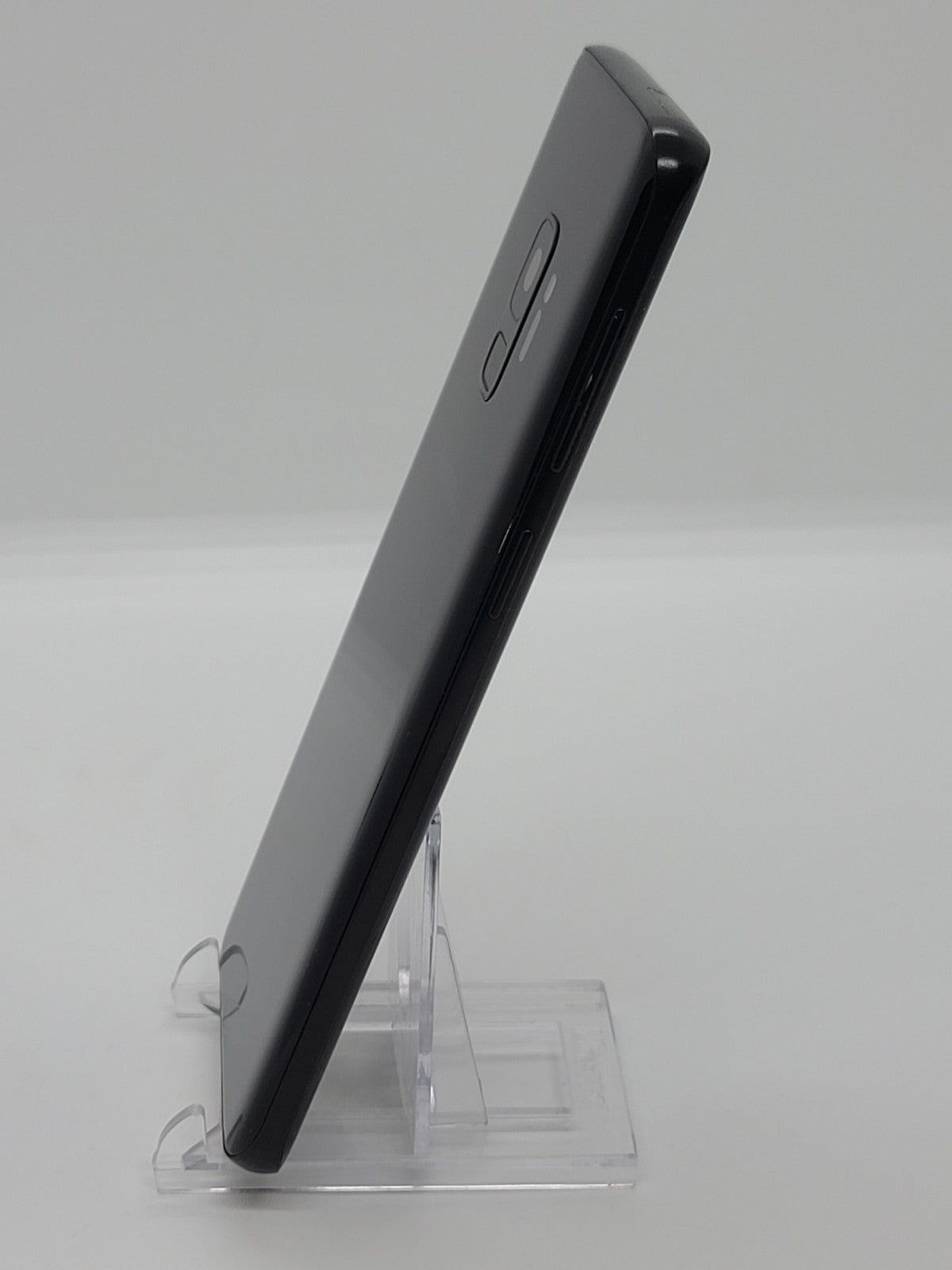 Samsung Galaxy S9 64GB 4GB Unlocked Smartphone SM-G960U1 w/64GB SD Card