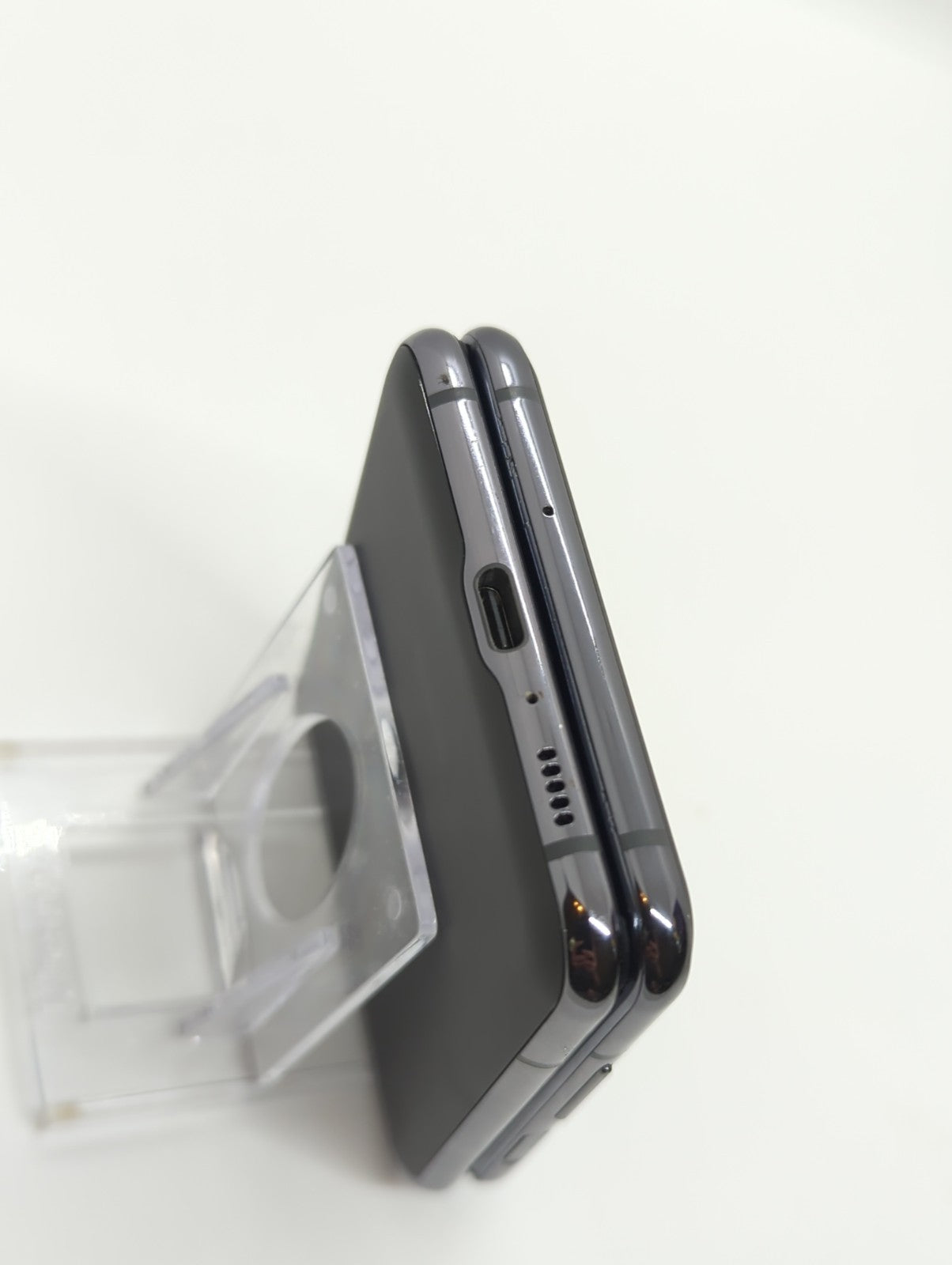Samsung Galaxy Z Flip 5G Unlocked SM-F707U1 Flip Phone FOR PARTS READ