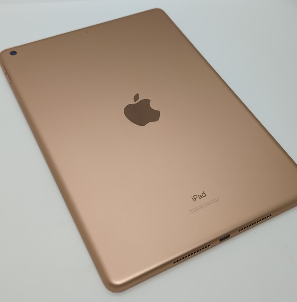 Apple iPad 8th Gen 32GB Wi-Fi Gold Tablet A2270 MYLC2LL/A 3GB RAM