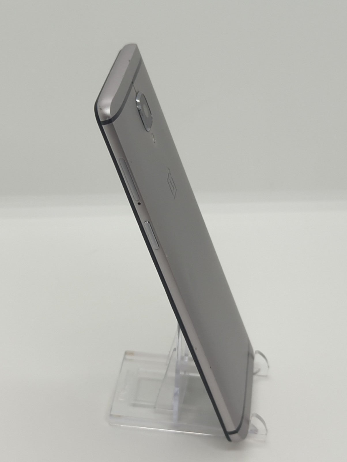 OnePlus 3 64GB 6GB RAM Degoogled Rooted LineageOS Kali Nethunter Device A3000