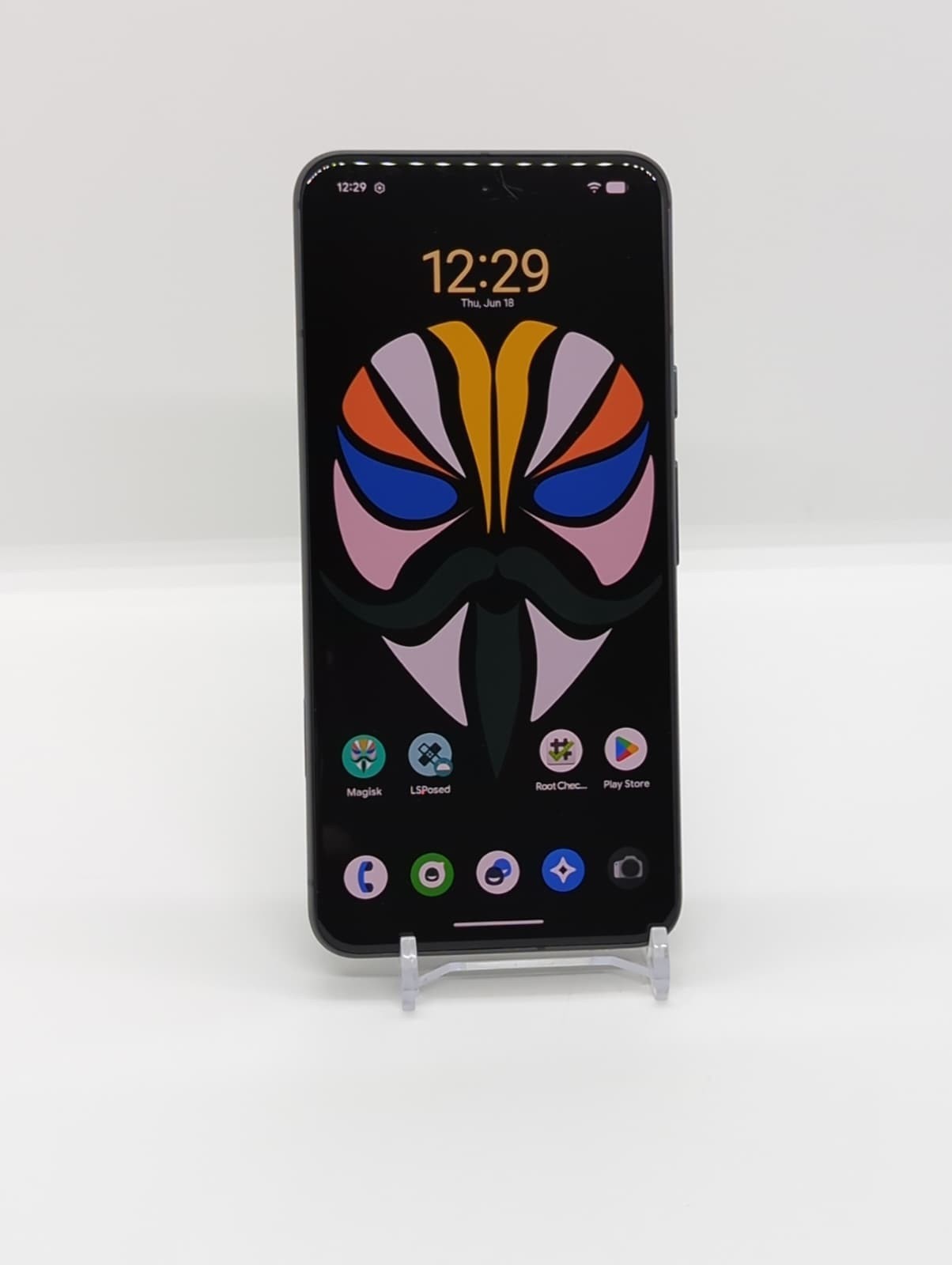 Rooted Google Pixel 8 128GB LineageOS 23.2 (Android 16)LSPosed Unlocked 8GB RAM