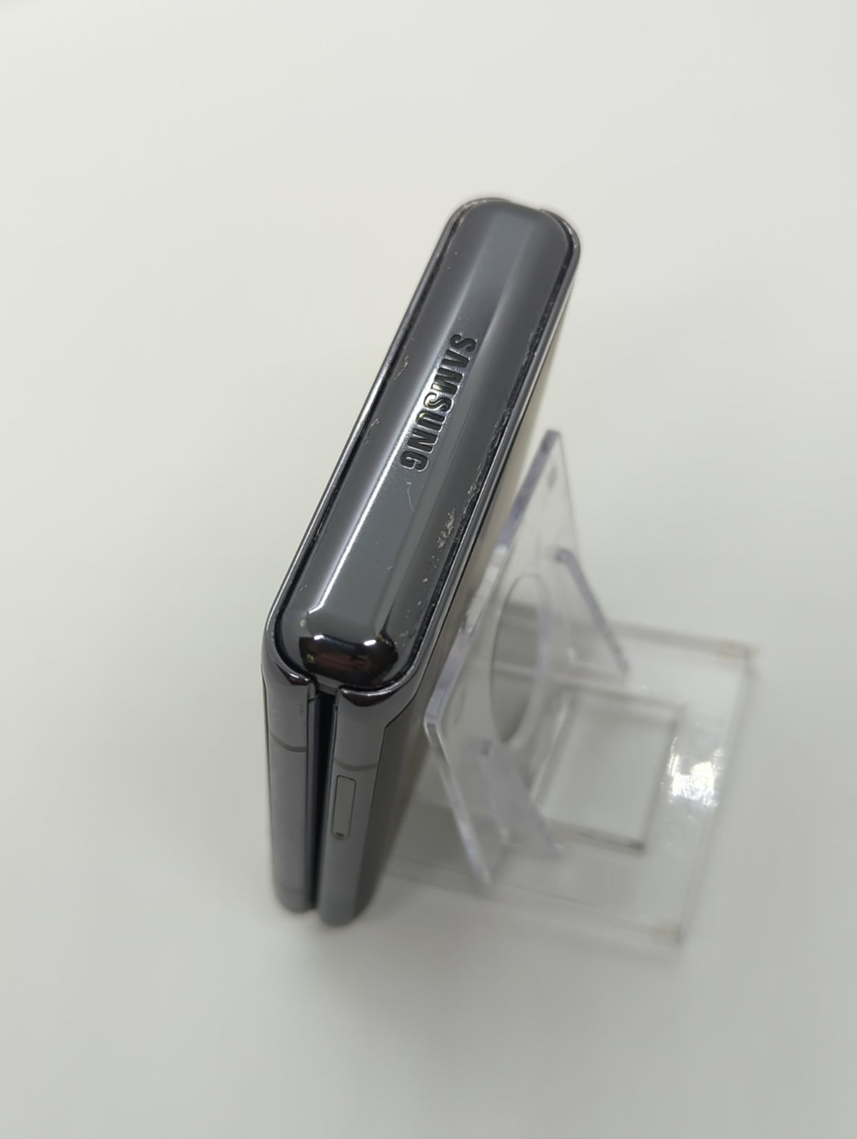 Samsung Galaxy Z Flip 5G Unlocked SM-F707U1 Flip Phone FOR PARTS READ