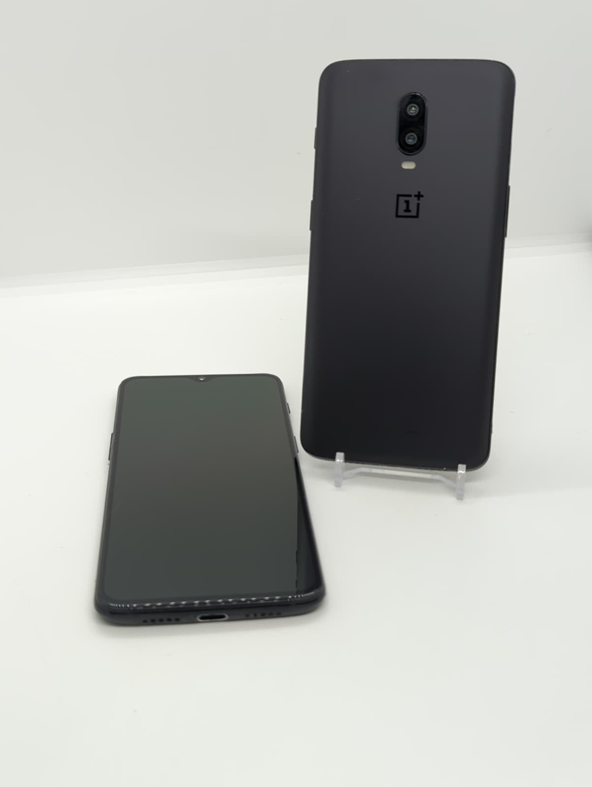 Custom Rooted Build OnePlus 6T